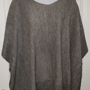 The Loft Gray Poncho XS but fits like a OS